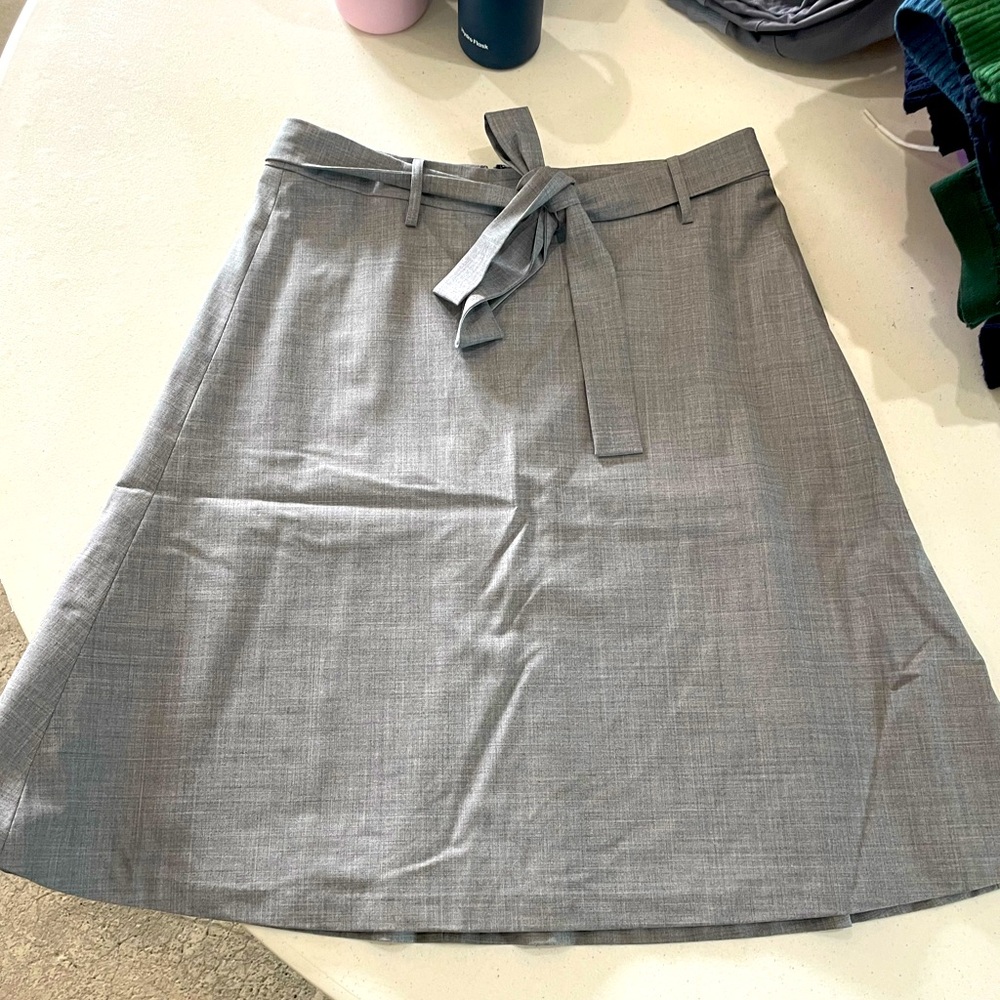 Casual Corner Gray A-Line Knee-Length Skirt with Tie Front